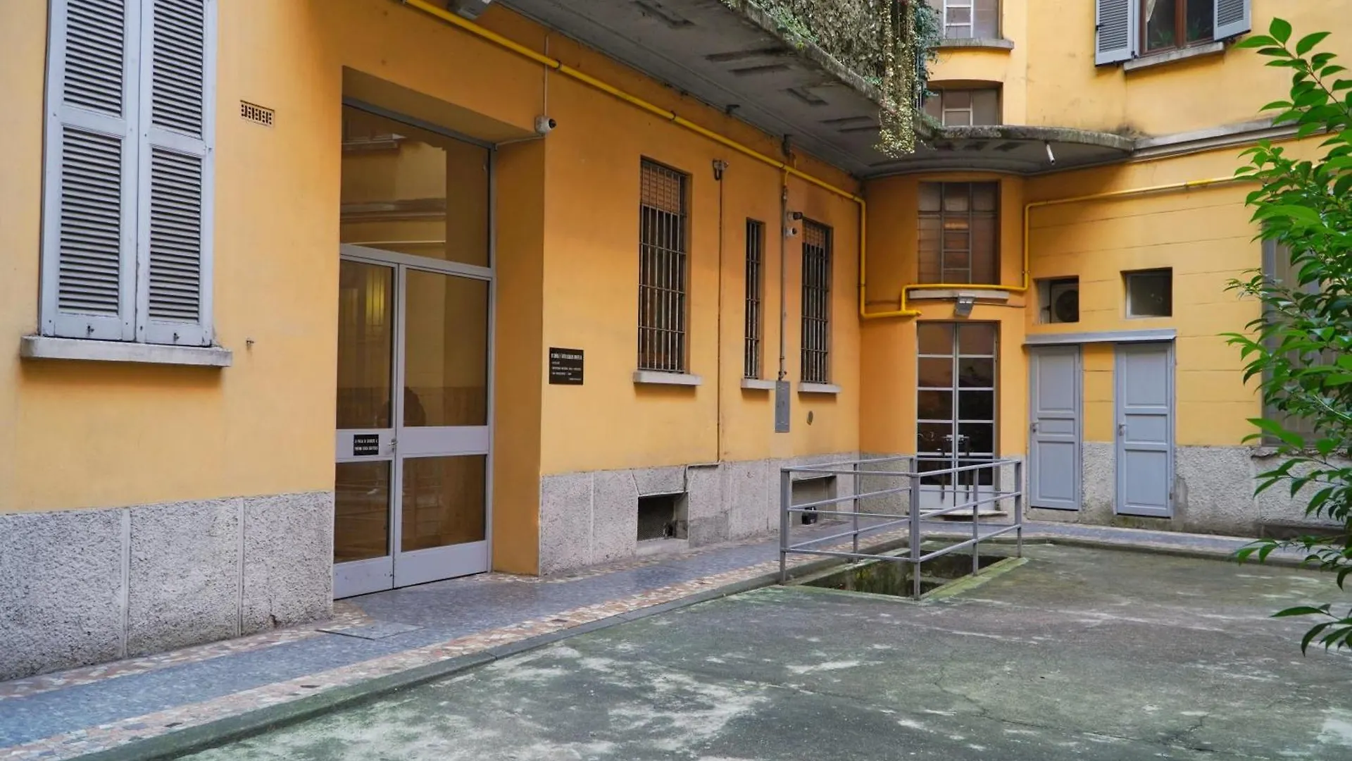 Apartment Charming Darsena Suite - Amazing Position Next To Navigli Milan