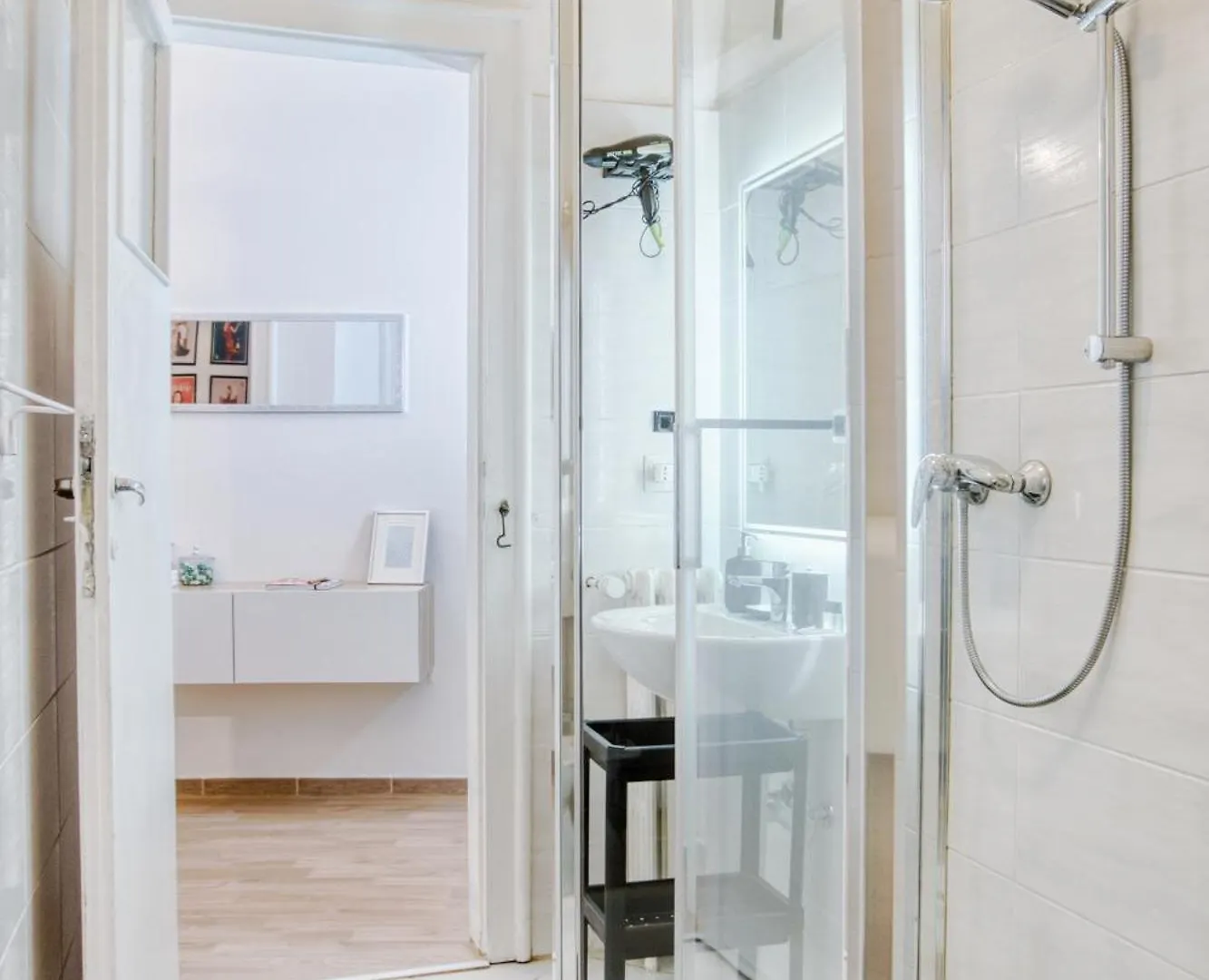 Charming Darsena Suite - Amazing Position Next To Navigli Milão